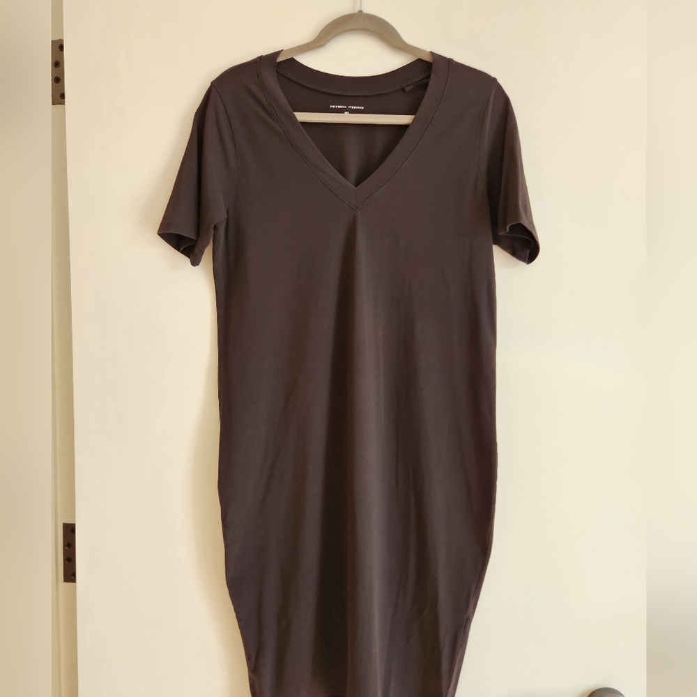 Universal Standard V-neck T-shirt Dress. Size 6-8
